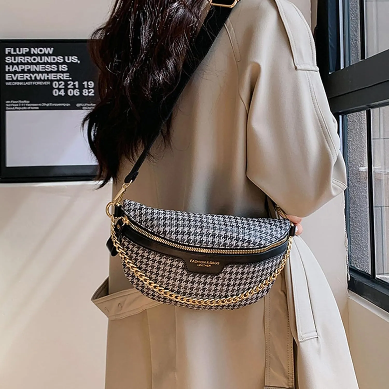 AuSion Fashion Leather Crossbody Fanny Pack for Women – Lightweight Waist Chest Bag with Wide Strap, Ideal for Travel, Festivals and Casual Outings