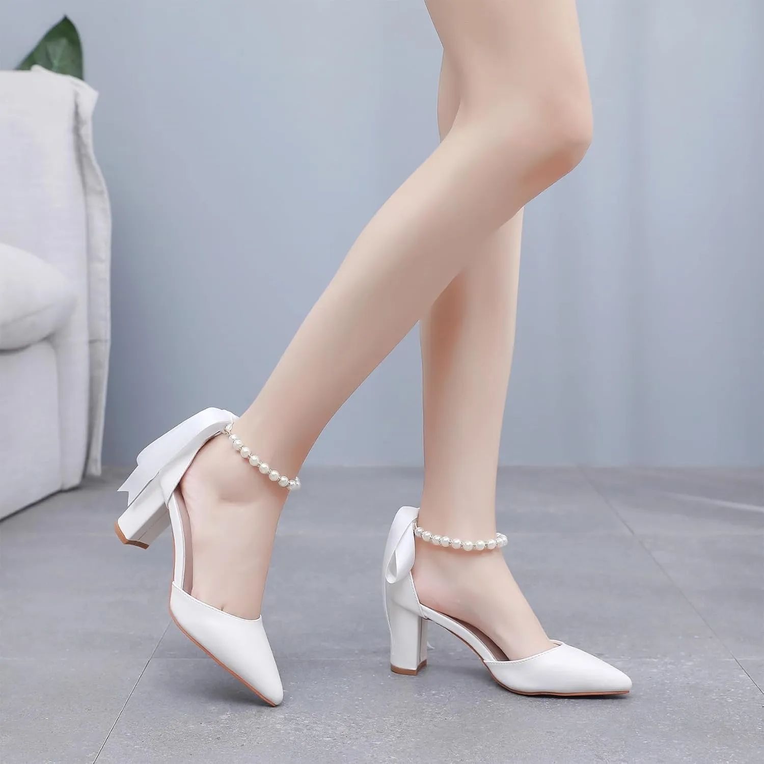 Bridal Shoes for Women White Pearl Heels Leather Closed Toe Pumps 3 Inch Chunky Heel Wedding Shoes for Bridal Heels Wedding Party Evening Casual Wear