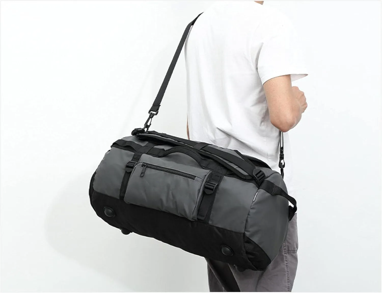 Carry-on travel bag