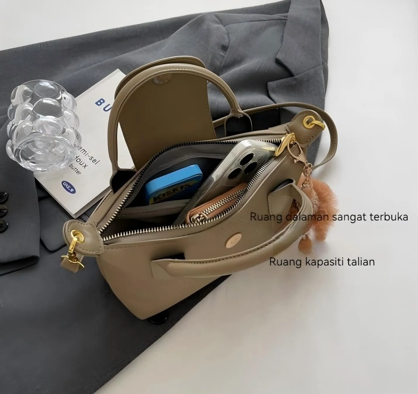 Fashion Dumplings Bag-Medium PU Leather Crossbody Handbag Purse with Pendant Included, Urban Minimalist Design