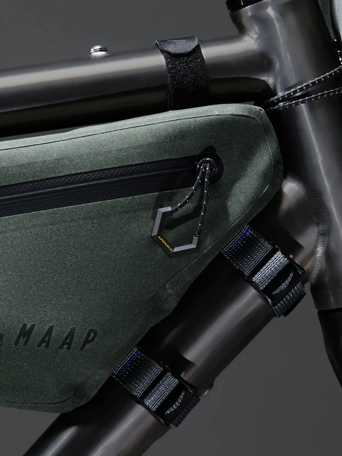 Maap x Apidura: Frame Pack 4L - Loam