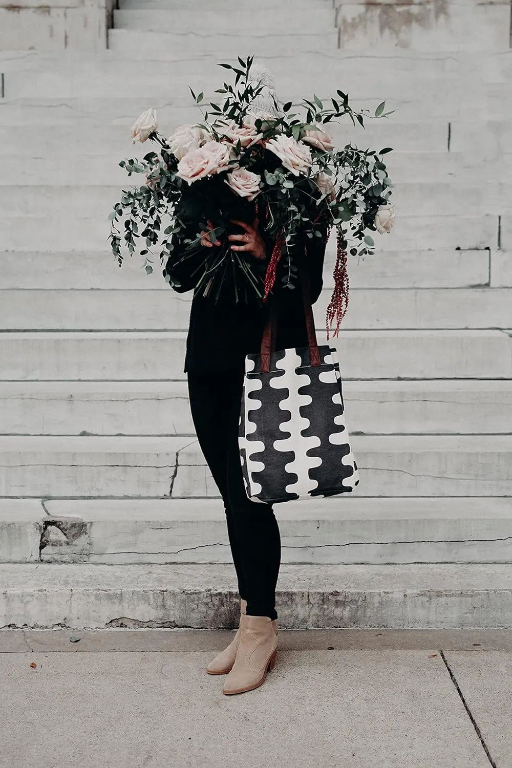 maika Market Tote Bag
