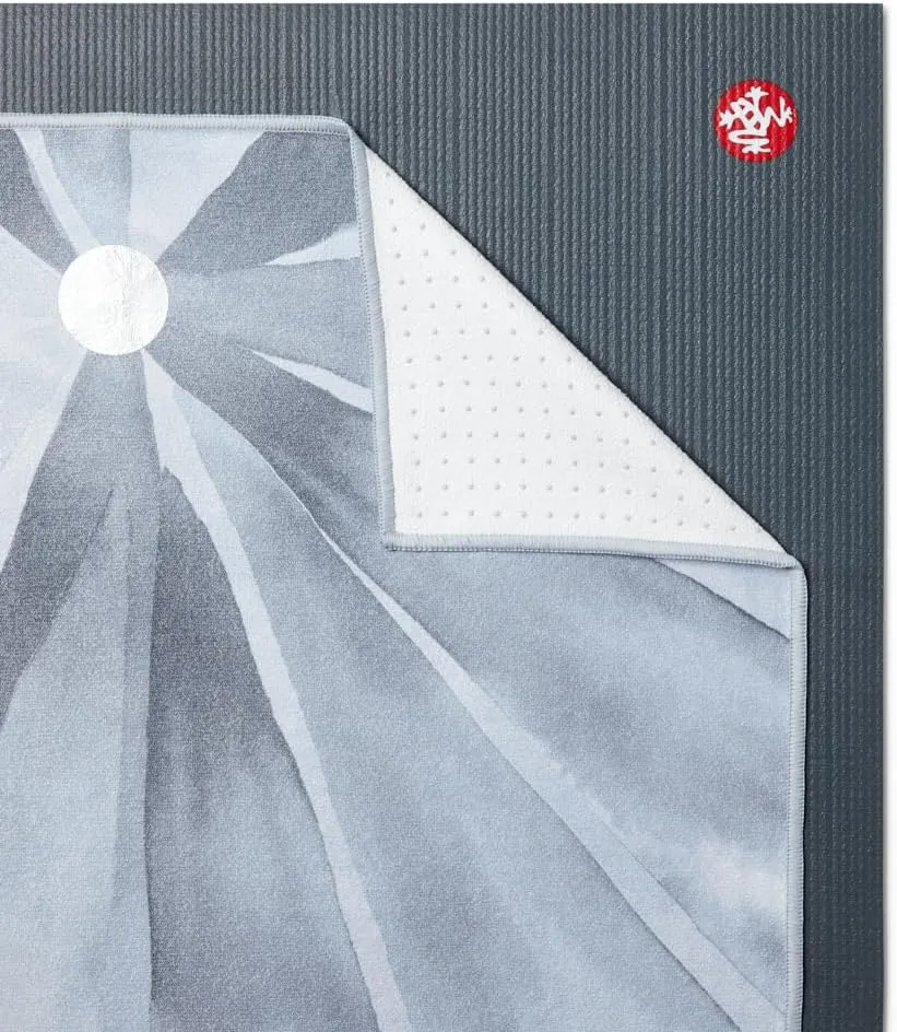 Manduka Yogitoes Yoga Towel – Rubber Grip Dots Non-Slip Bottom, Quick Dry Fitness Towel for Hot Yoga, Pilates, Exercise