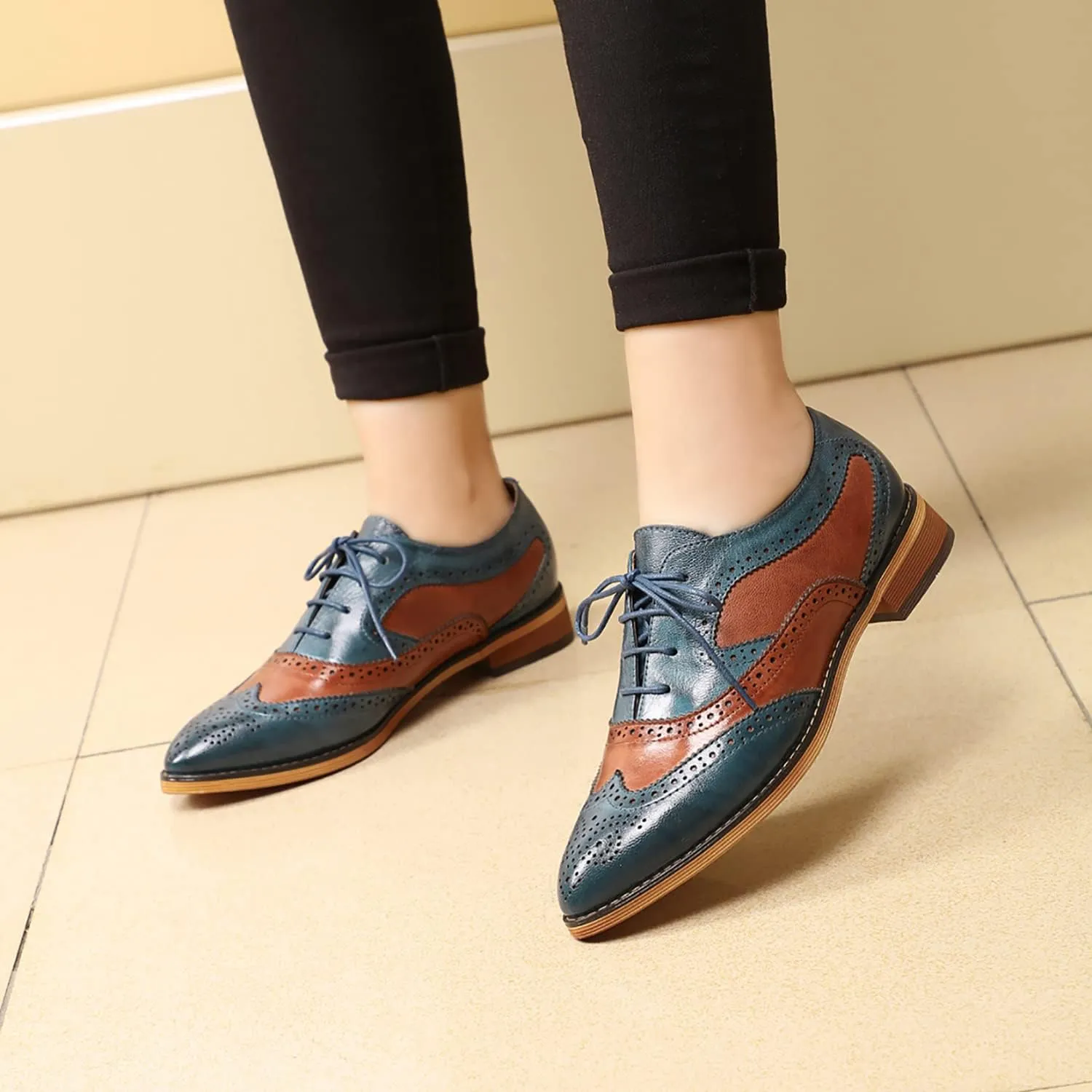 Mona flying Women's Perforated Oxfords Wingtip Brogue Lace up Leather Flat Office Work Shoes for Ladies