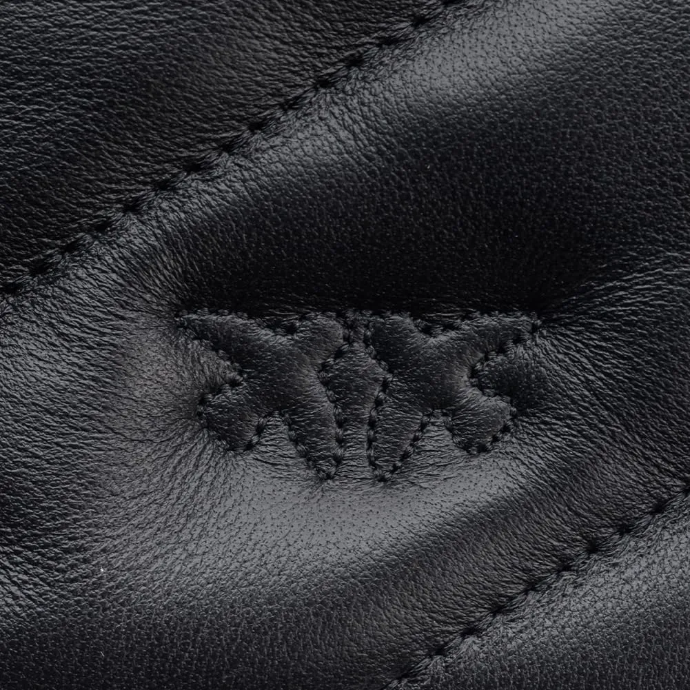 Pinko Contemporary, Black