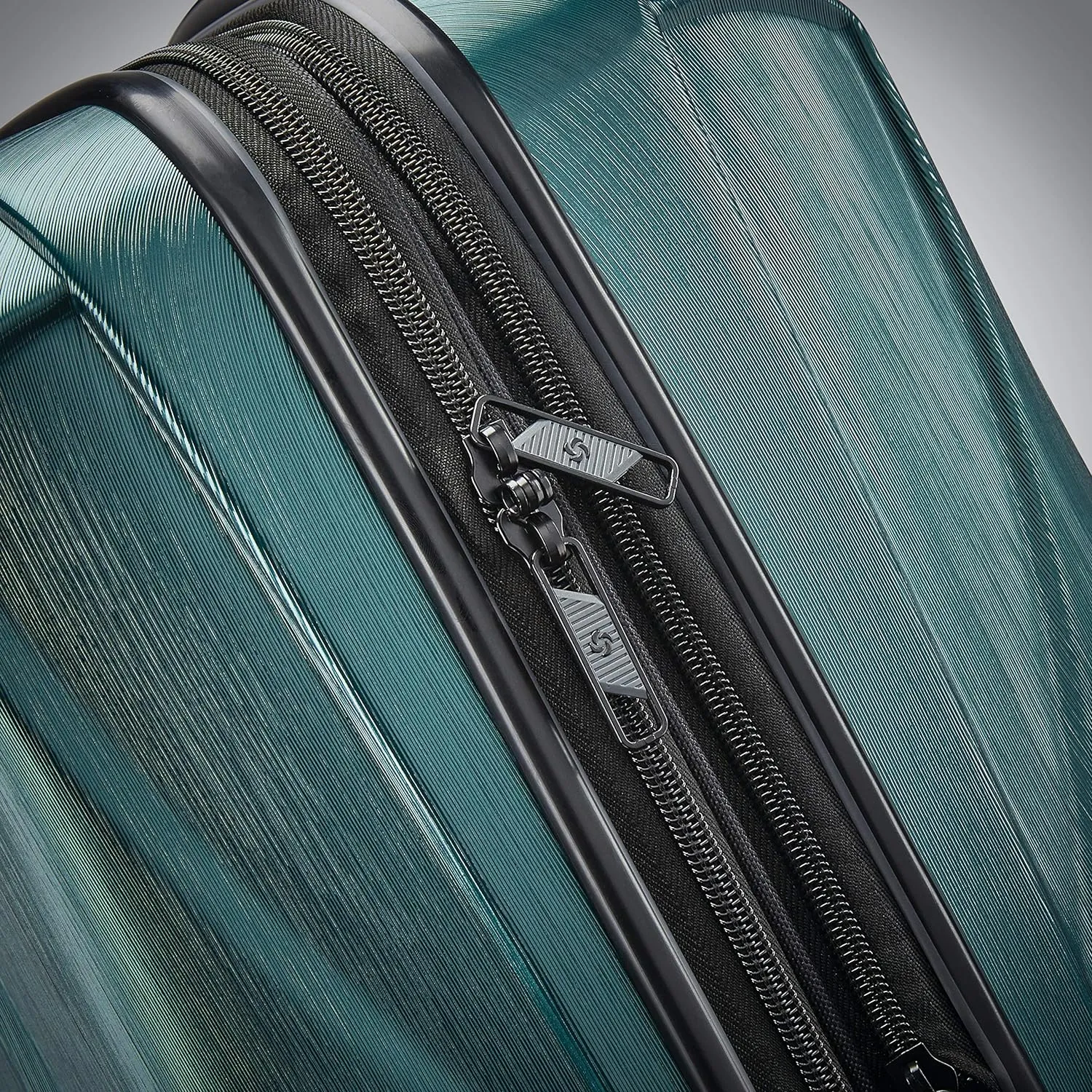Samsonite Centric 2 Hardside Expandable Luggage with Spinner Wheels, Emerald Green, 3-Piece Set (20/24/28)