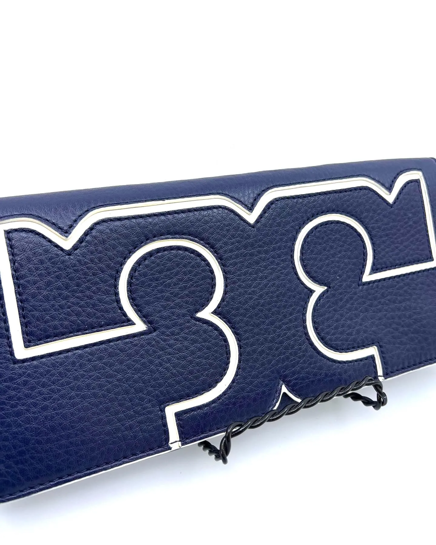 TORY BURCH SERIF LEATHER CLUTCH BAG