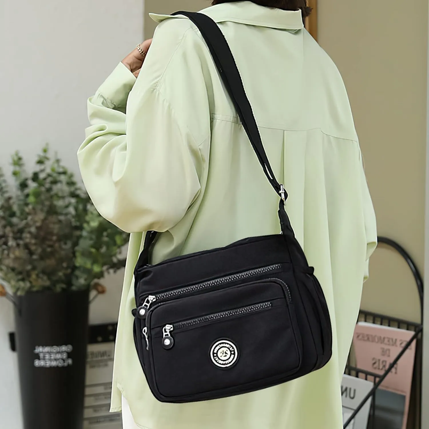 Women's Shoulder Bags Multi-Pocket Casual Crossbody Bag Handbags Waterproof Nylon Messenger Travel Bags Ladies Tote